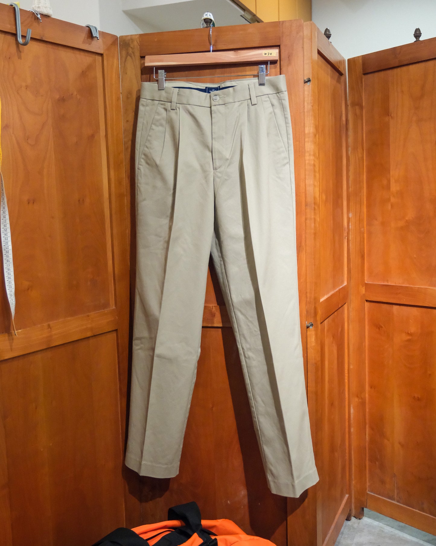 【TOD WORKWEAR ARCHIVES】00S～ DOCKERS CHINO PANTS