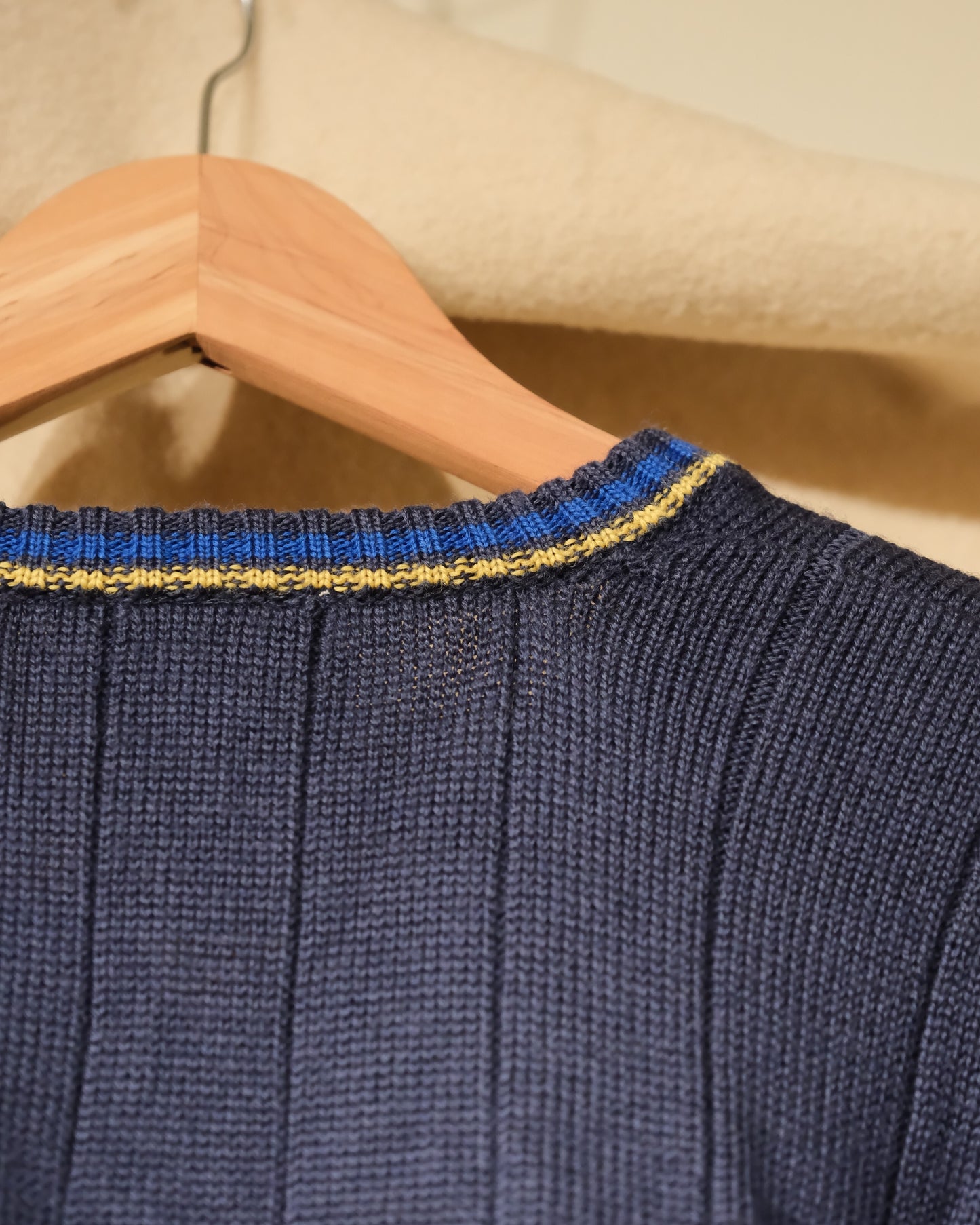 【 TOD 】【WOMENS L】ITALY POSTMAN SWEATER DEADSTOCK