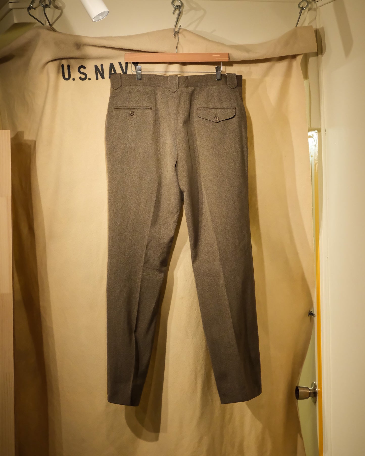 【 TOD 】【 W38 】POLO, WOOL TROUSERS, BROWN